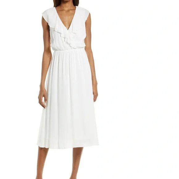 knee length dresses for ladies NWT!! CHARLES HENRY Tiered Long Sleeve Midi Dress sz XS.  Kristen's  Consignment